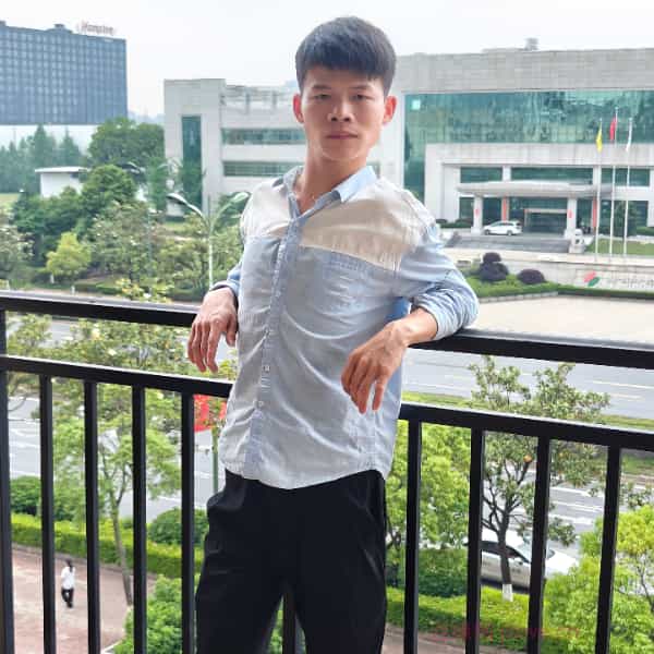 湖南28岁单身帅哥真诚找对象-铜陵征婚相亲网