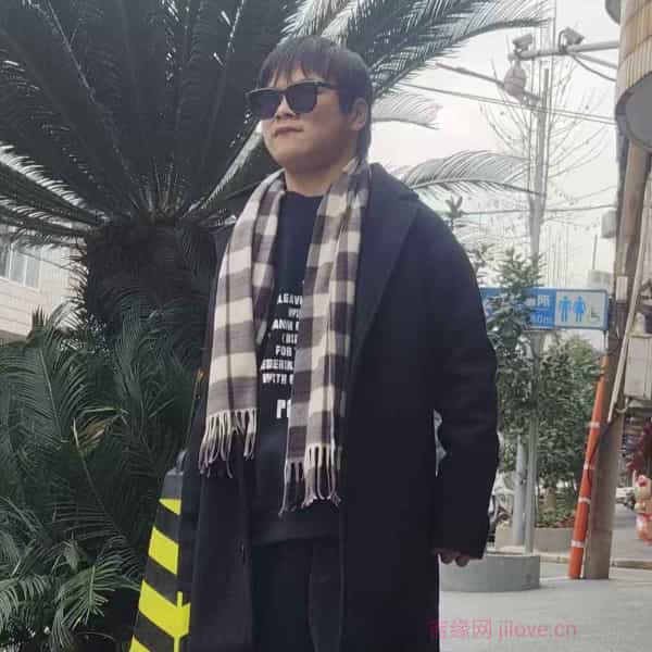 江西20岁单身帅哥真诚找对象-铜陵征婚相亲网
